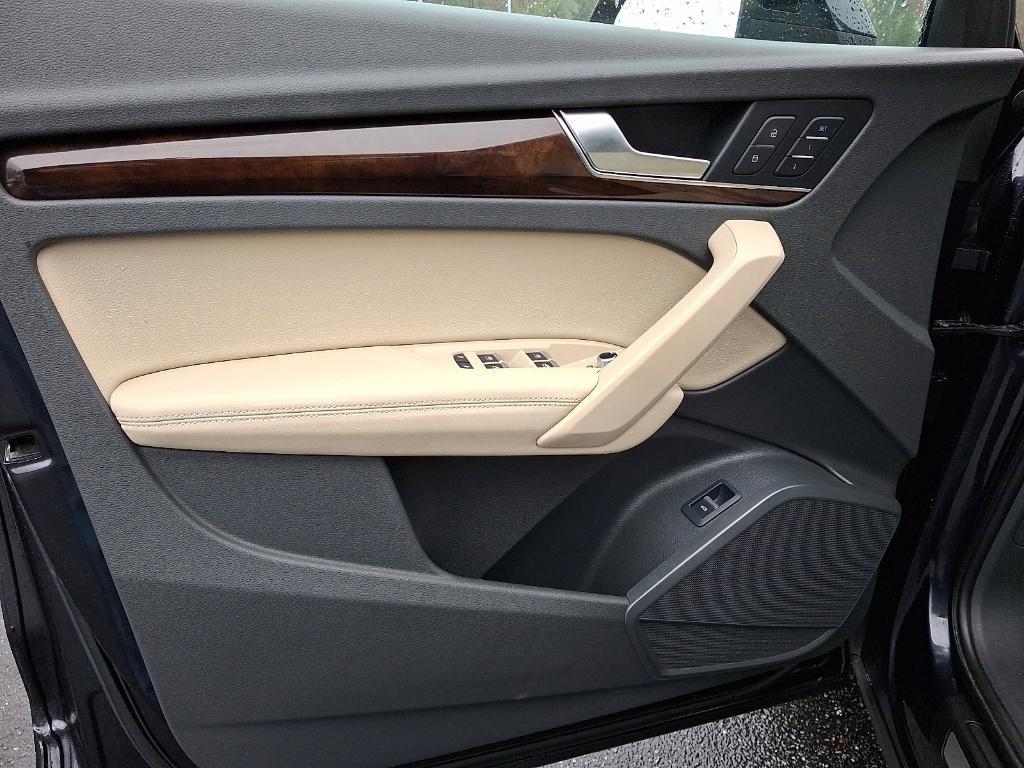 used 2020 Audi Q5 car, priced at $23,993