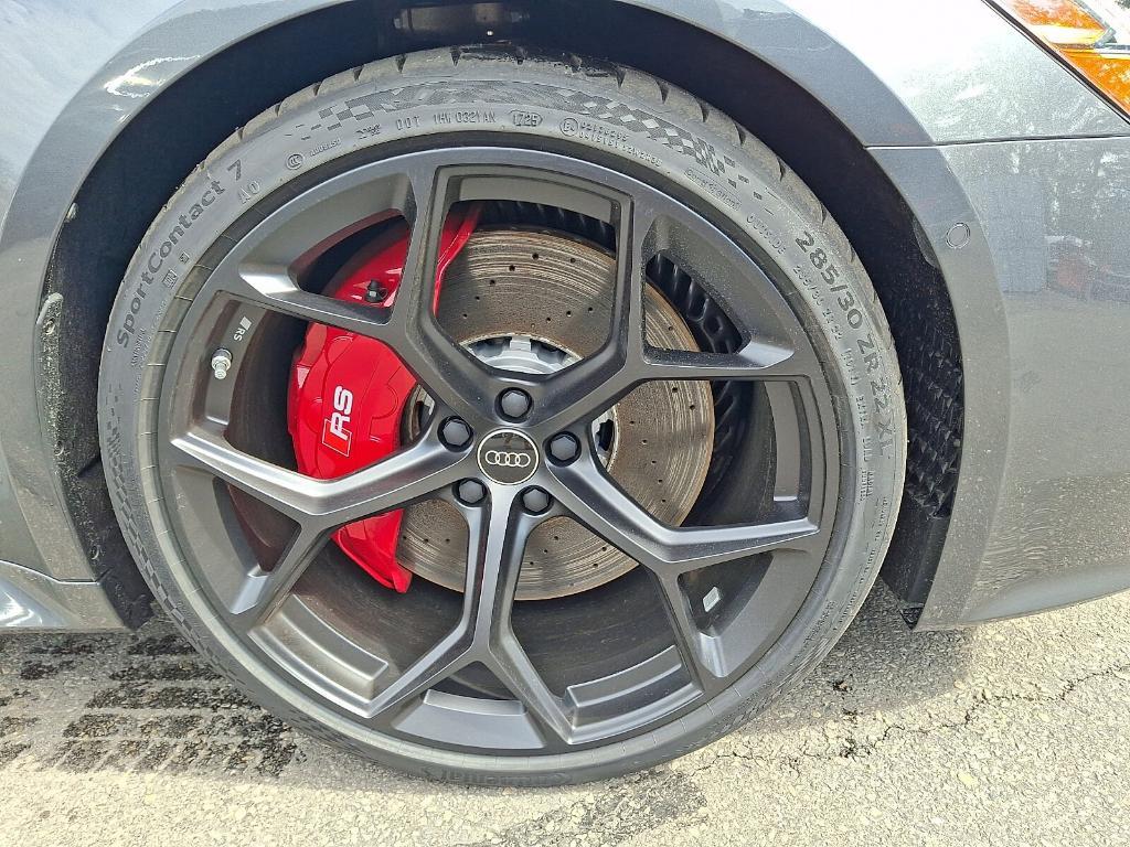 new 2025 Audi RS 6 Avant car, priced at $148,890