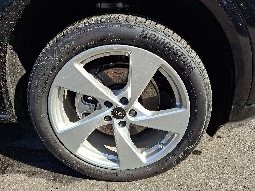 new 2025 Audi Q5 car, priced at $63,175