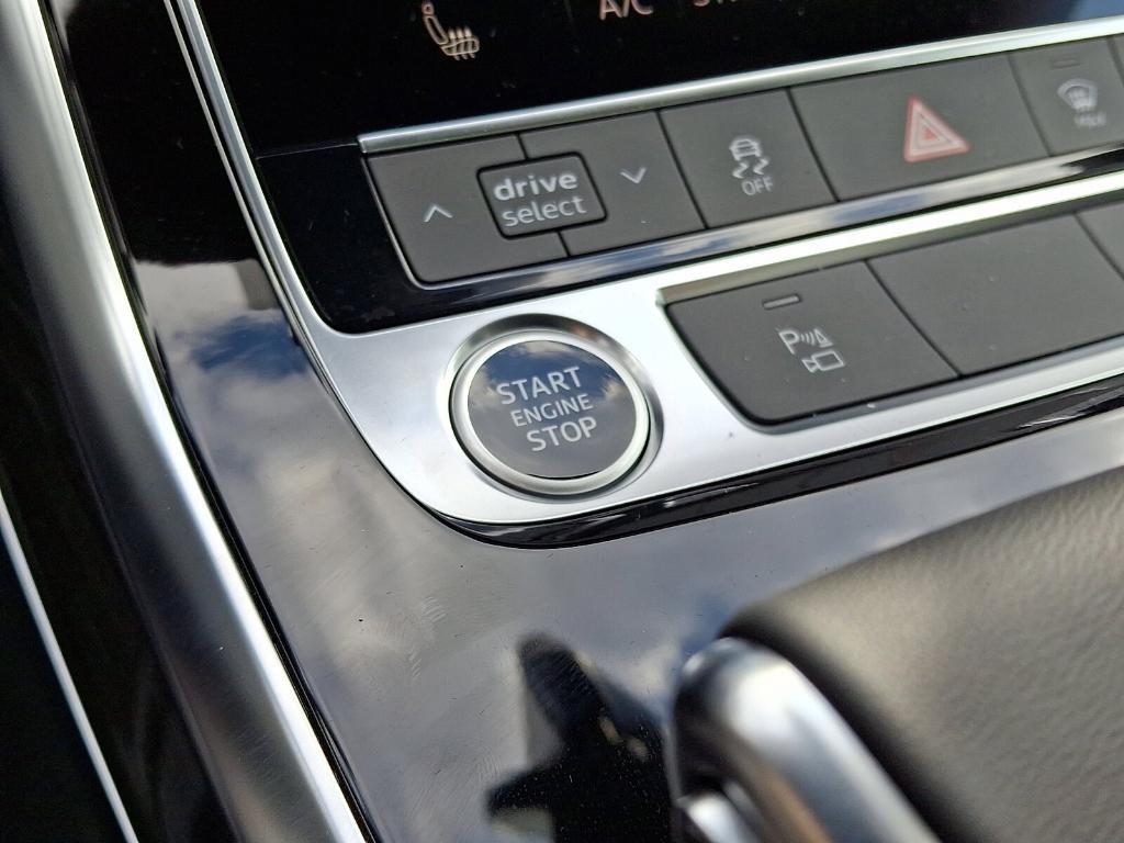 new 2026 Audi Q7 car, priced at $68,445