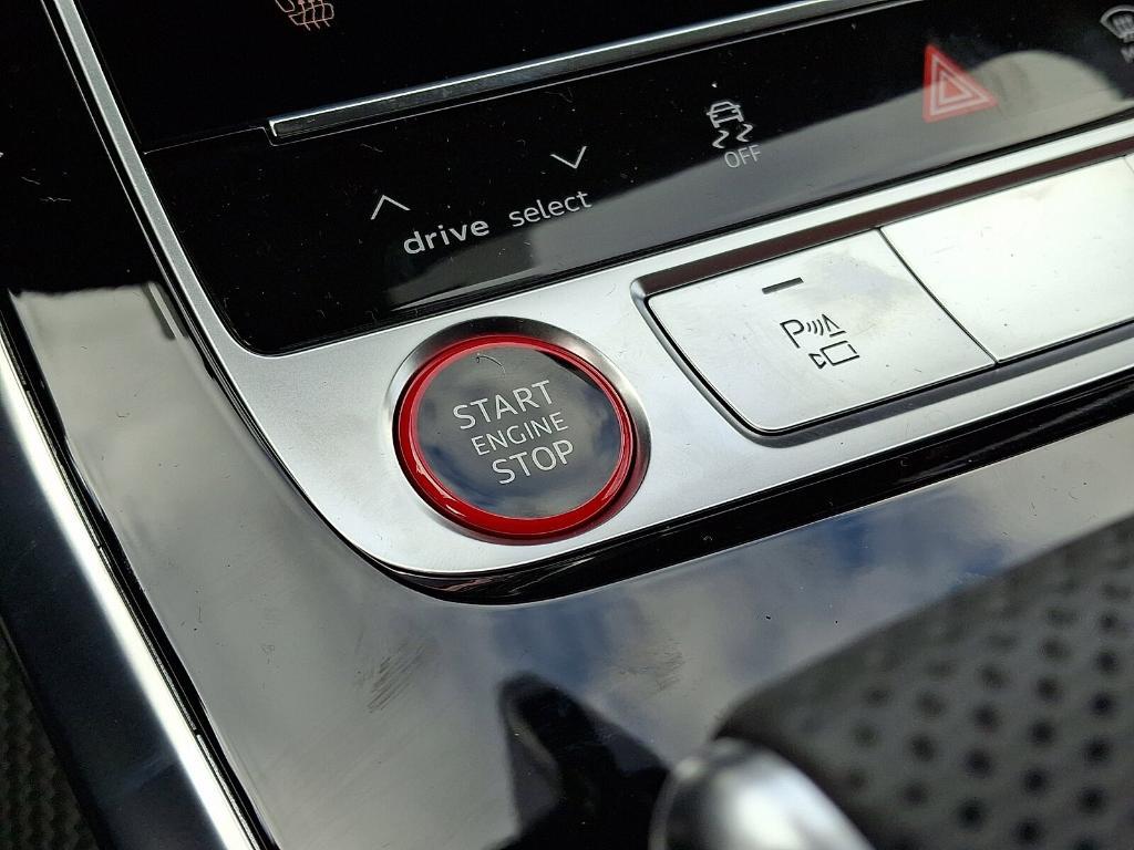 new 2026 Audi SQ7 car, priced at $108,245