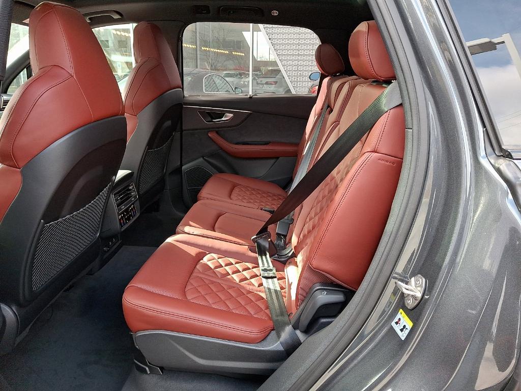 new 2026 Audi SQ7 car, priced at $108,245