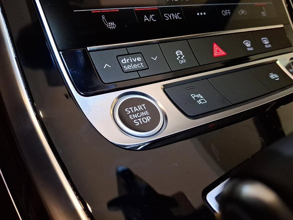 new 2026 Audi Q7 car, priced at $68,445