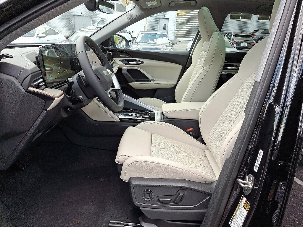 new 2025 Audi Q5 car, priced at $60,630