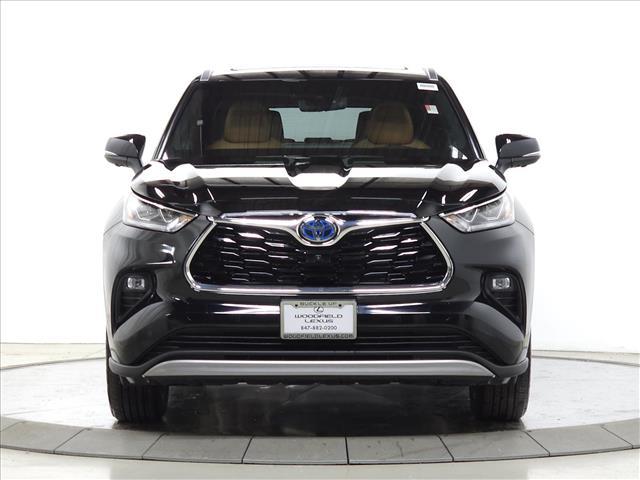 used 2024 Toyota Highlander Hybrid car, priced at $51,995
