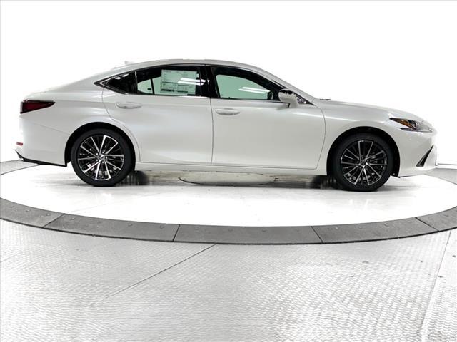 new 2025 Lexus ES 350 car, priced at $47,925