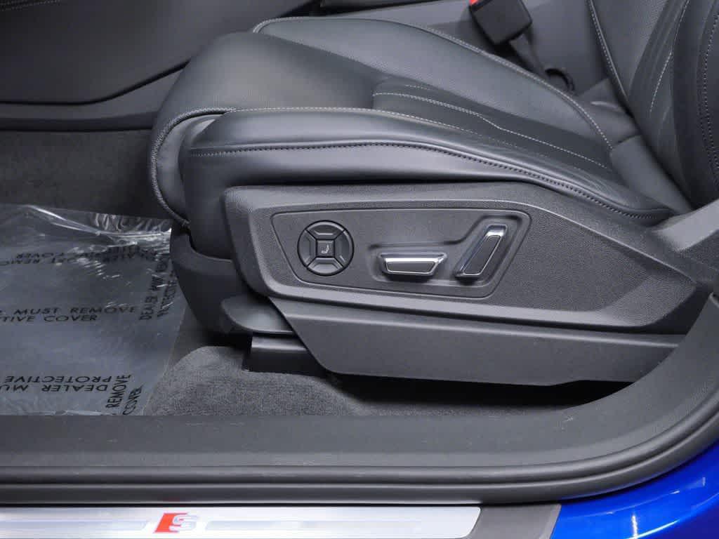 used 2024 Audi SQ8 car, priced at $60,340
