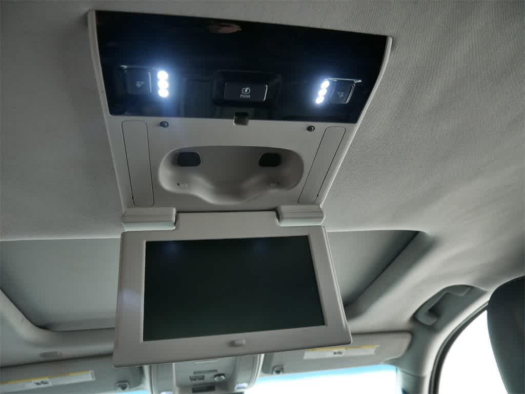 used 2018 GMC Yukon XL car, priced at $19,390