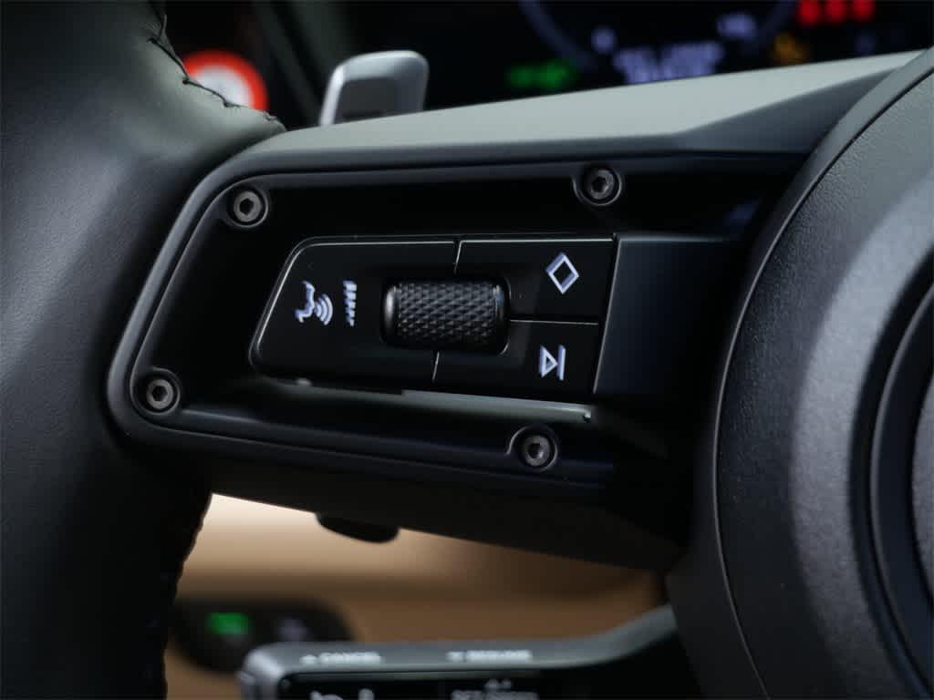 used 2025 Porsche Cayenne car, priced at $89,990