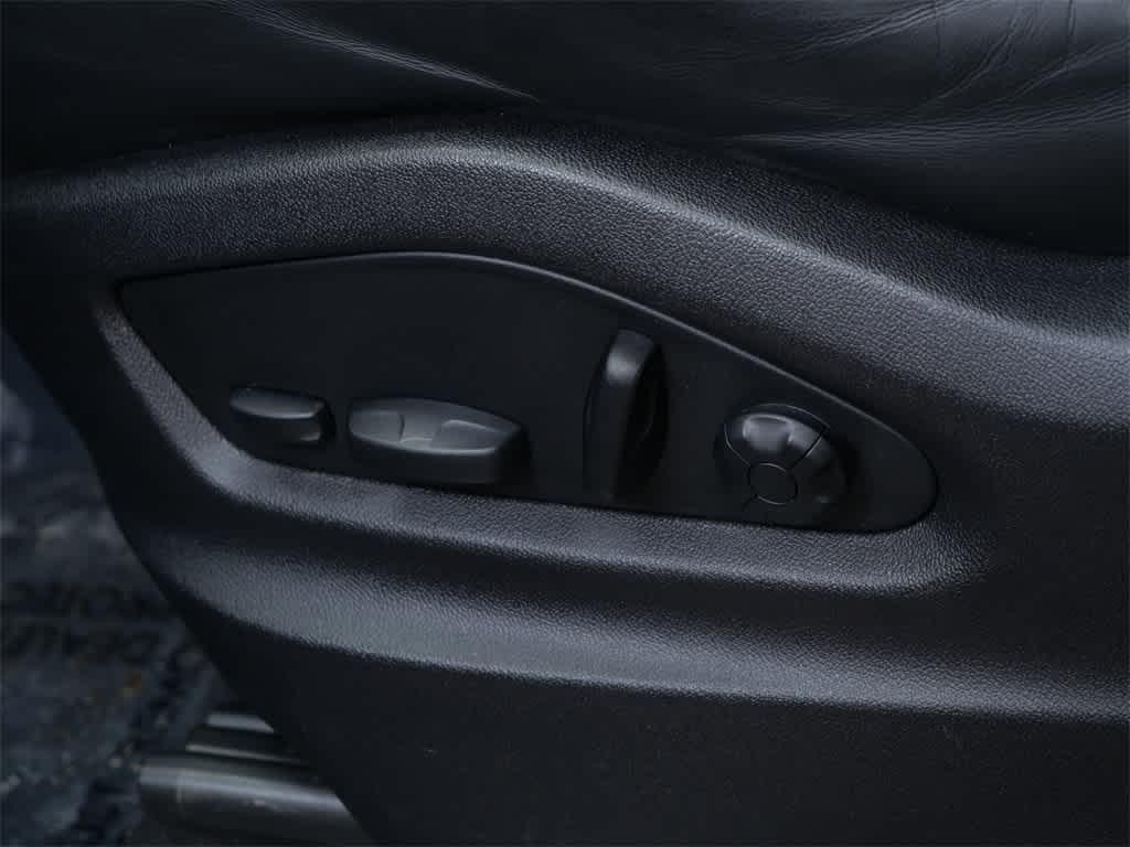 used 2023 Porsche Cayenne car, priced at $83,990