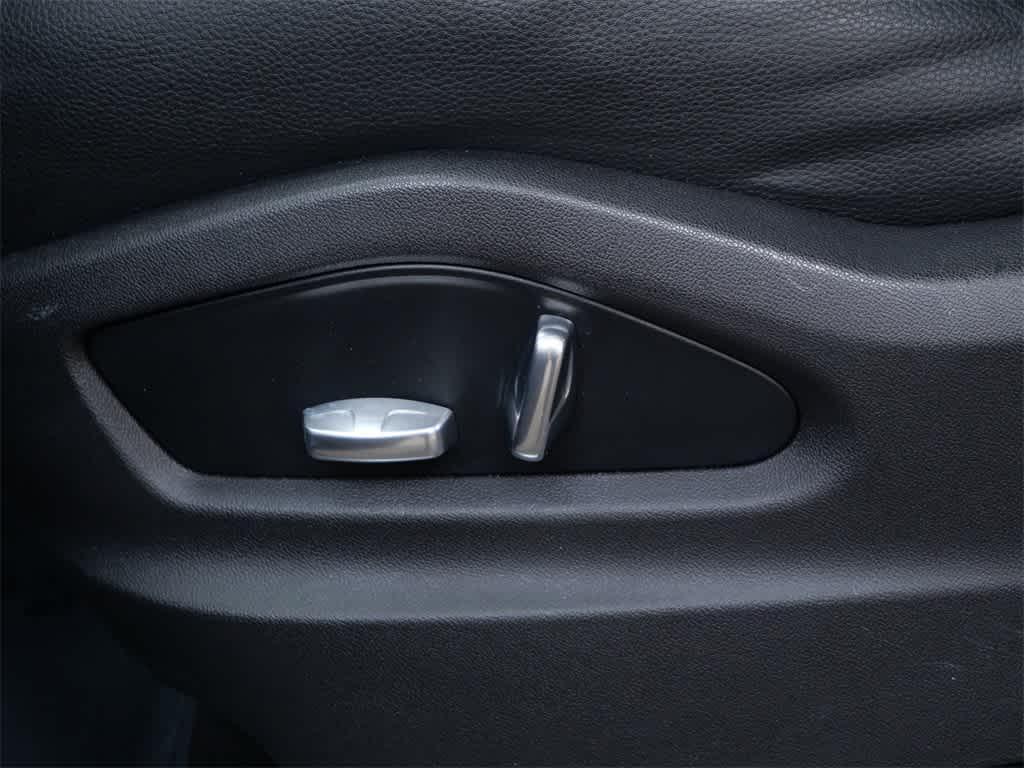 used 2020 Porsche Cayenne car, priced at $39,499