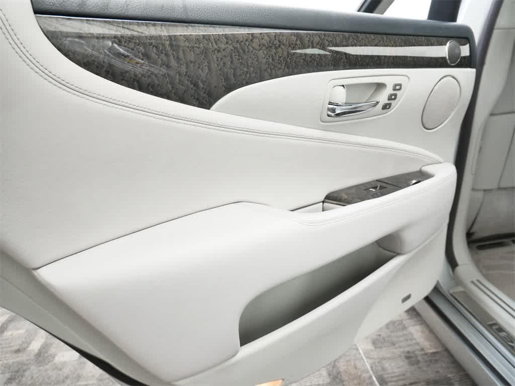 used 2007 Lexus LS 460 car, priced at $5,799