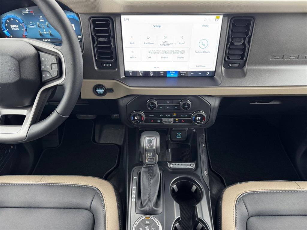 new 2025 Ford Bronco car, priced at $48,046