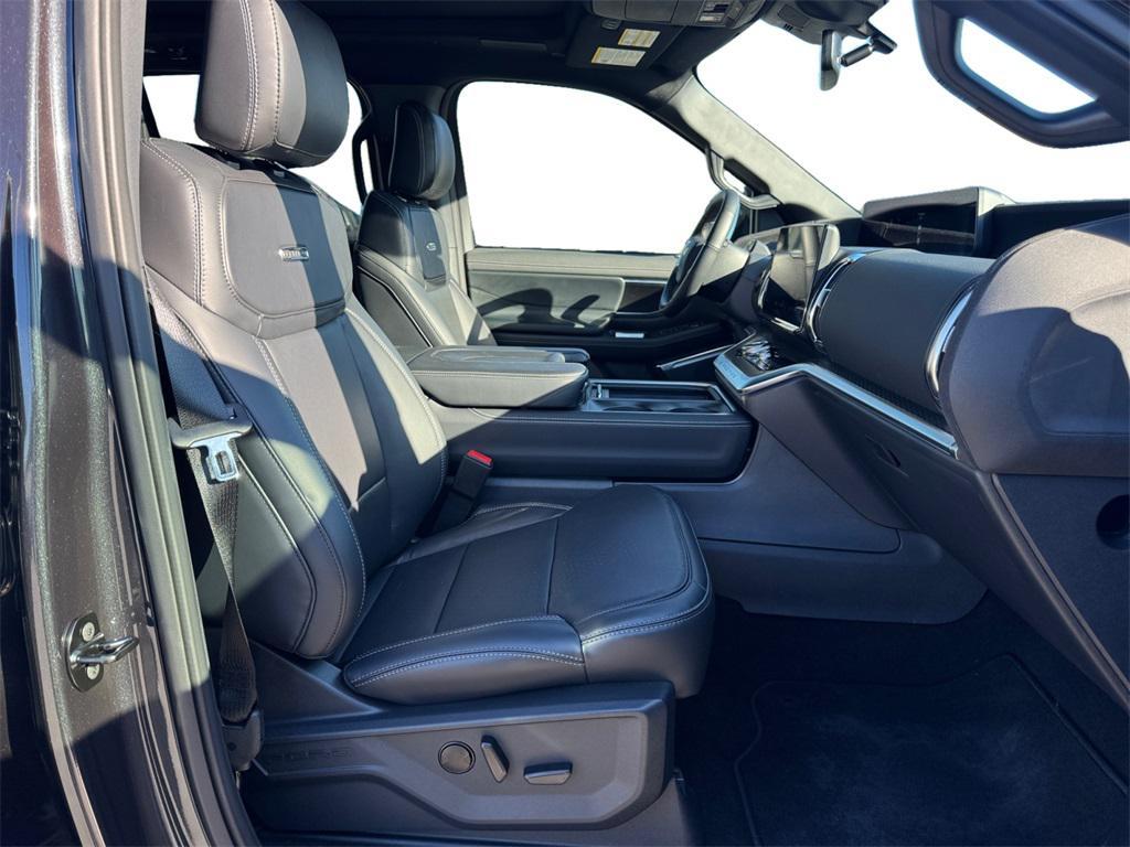 new 2025 Ford Expedition car, priced at $84,485