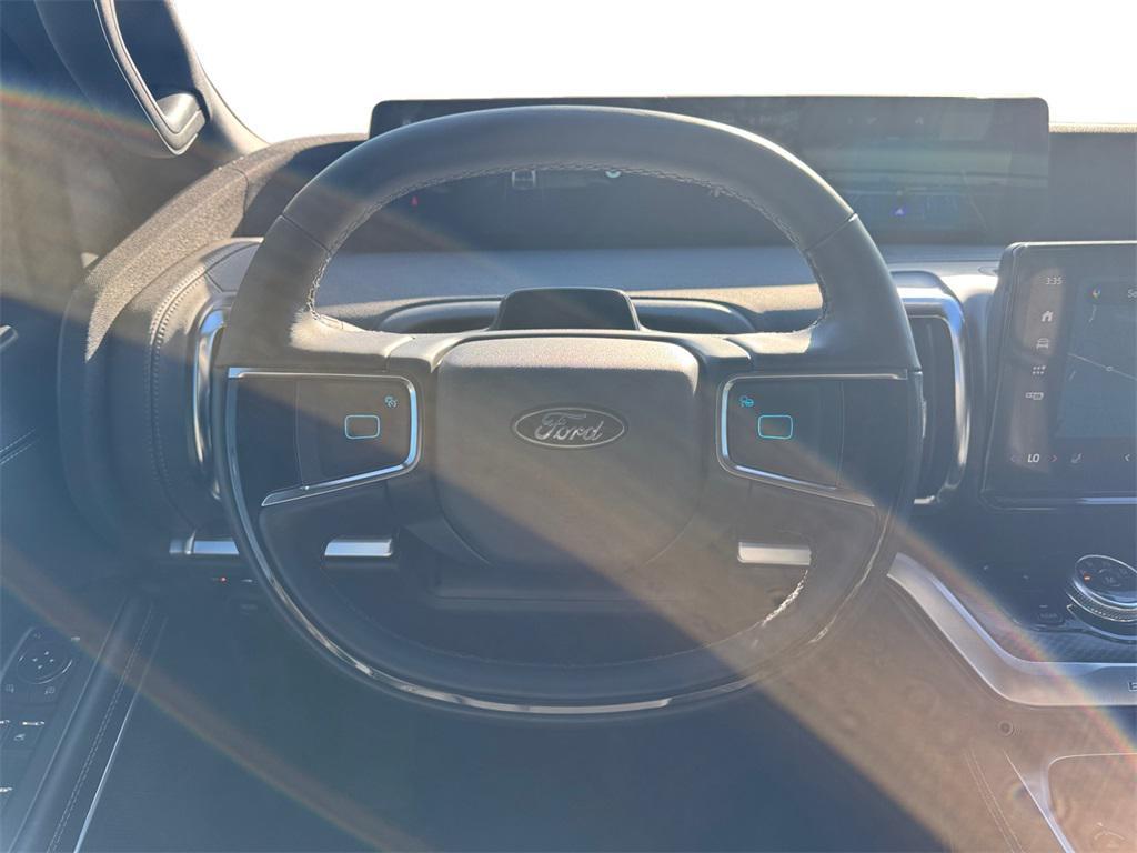 new 2025 Ford Expedition car, priced at $84,485