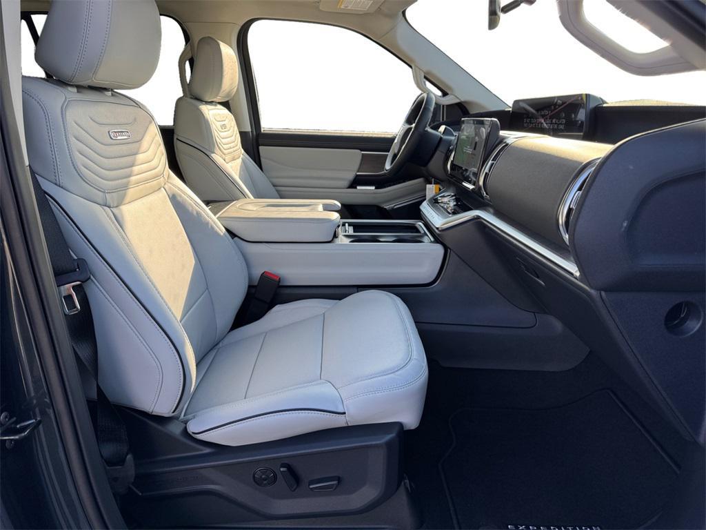 new 2025 Ford Expedition Max car, priced at $93,870