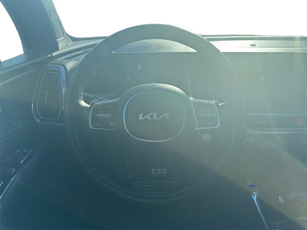 used 2025 Kia Sorento car, priced at $36,977
