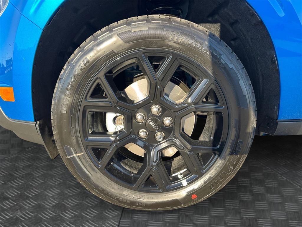 new 2025 Ford Maverick car, priced at $34,965