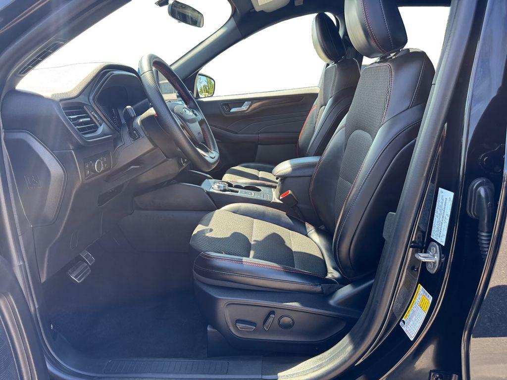 used 2024 Ford Escape car, priced at $28,999