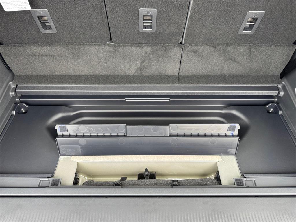 new 2025 Ford Expedition car, priced at $69,040