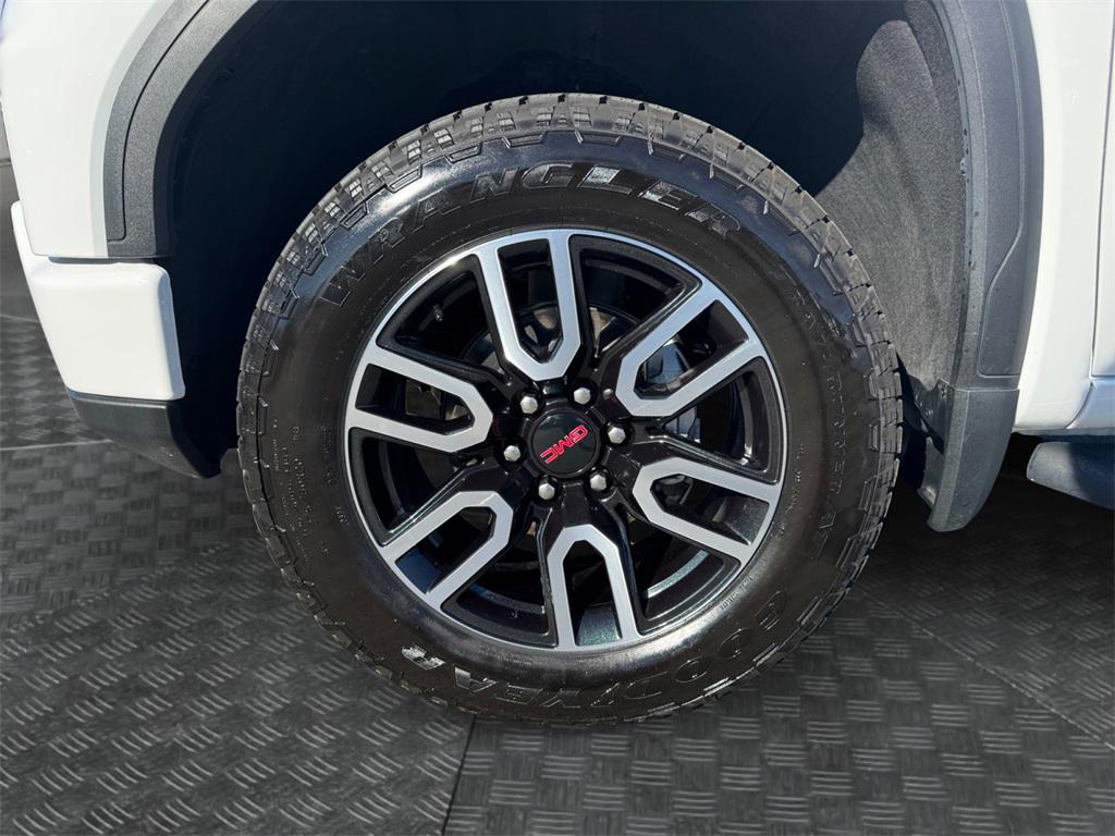 used 2024 GMC Sierra 1500 car, priced at $53,999