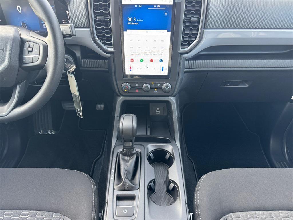 new 2025 Ford Ranger car, priced at $33,390
