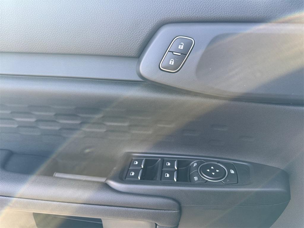 new 2025 Ford Ranger car, priced at $33,390