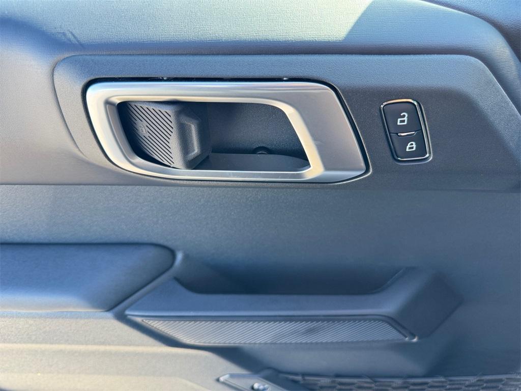 new 2025 Ford Bronco car, priced at $61,379