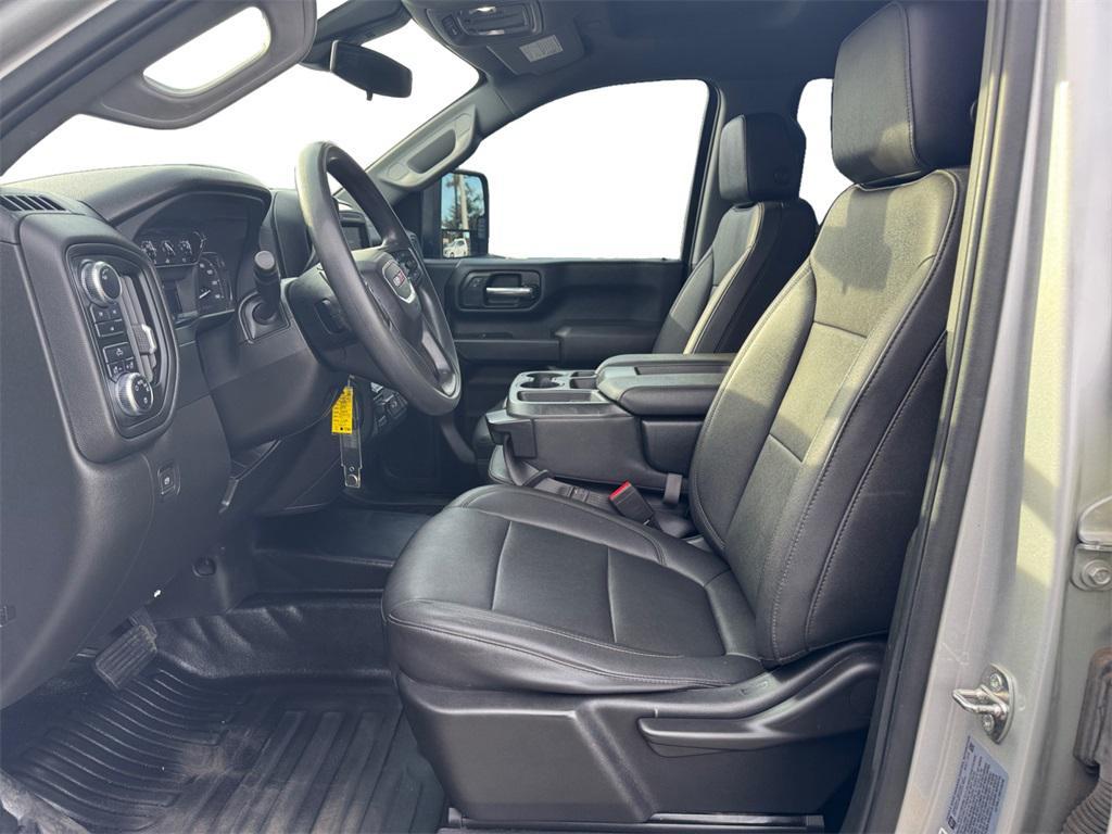 used 2022 GMC Sierra 2500 car, priced at $33,592