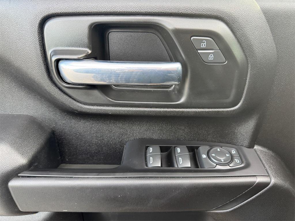 used 2022 GMC Sierra 2500 car, priced at $33,592