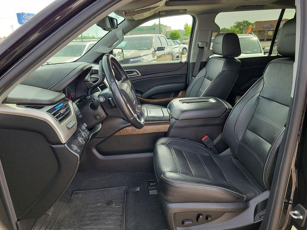 used 2020 GMC Yukon XL car, priced at $40,500