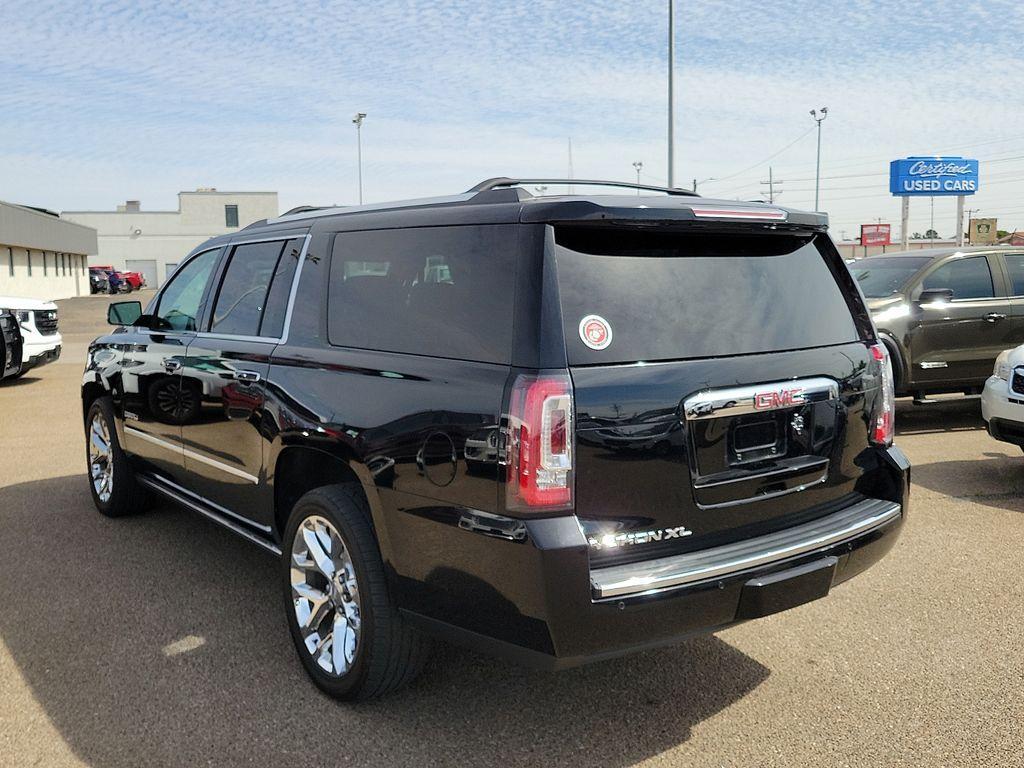 used 2020 GMC Yukon XL car, priced at $40,500