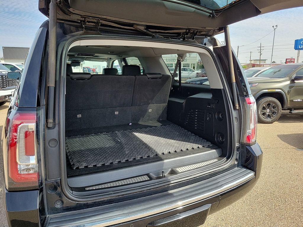 used 2020 GMC Yukon XL car, priced at $40,500