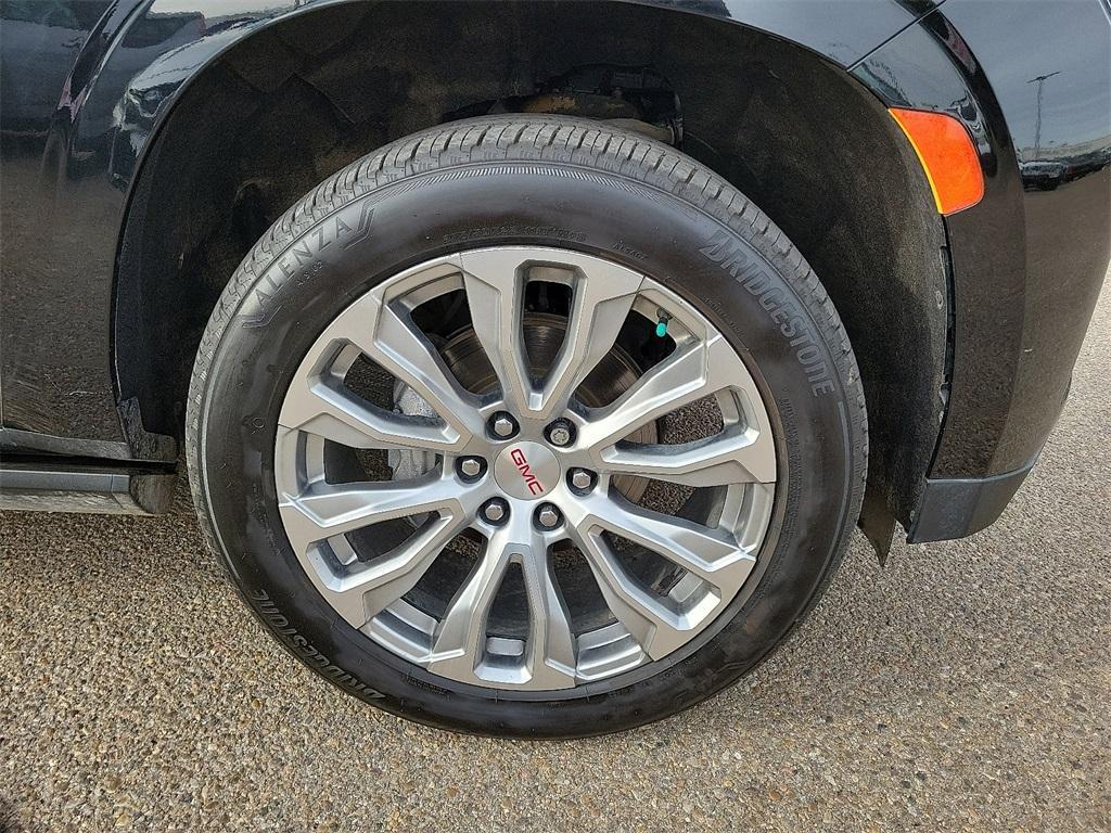 used 2022 GMC Yukon XL car, priced at $40,759