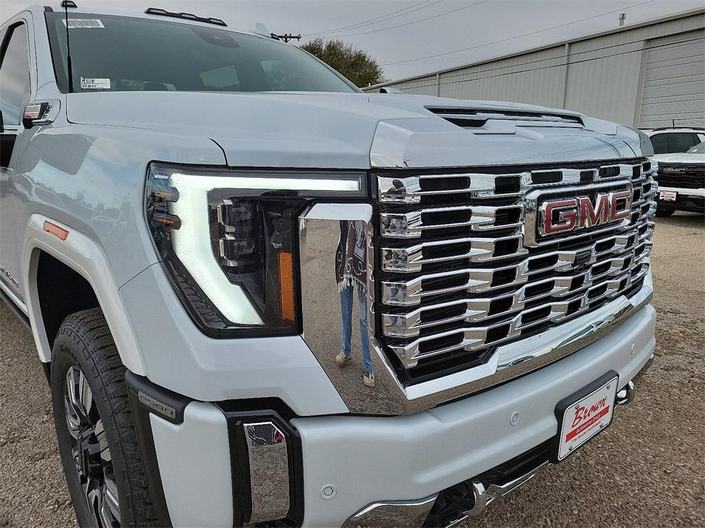 new 2026 GMC Sierra 2500 car, priced at $88,451