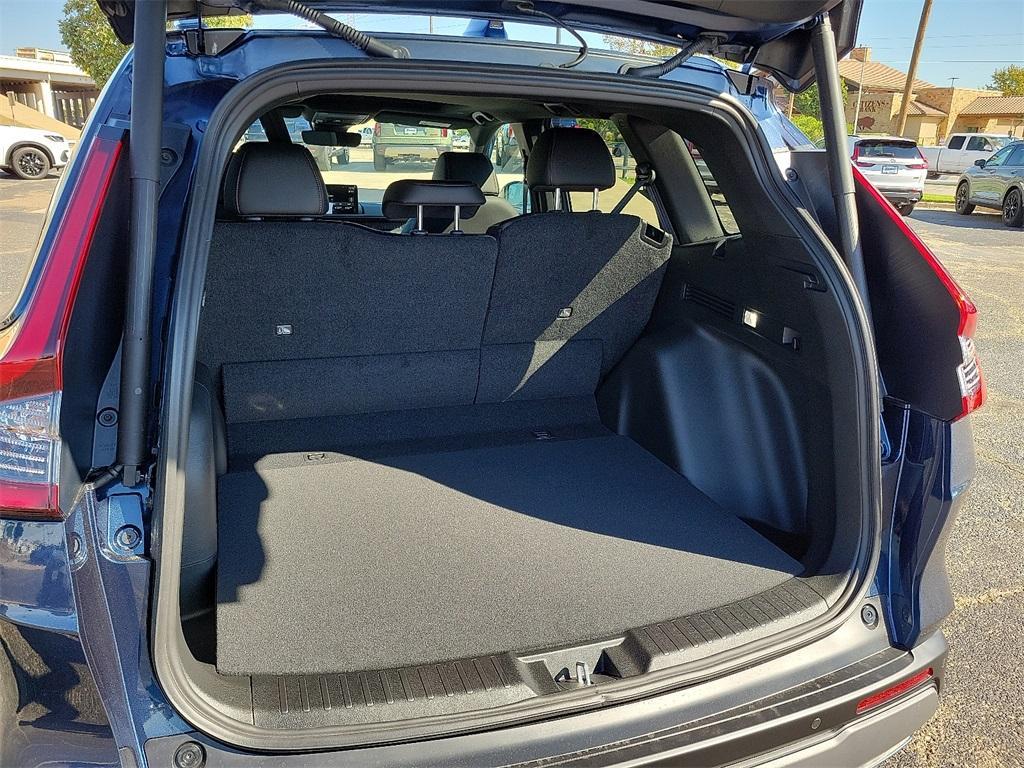 new 2026 Honda CR-V Hybrid car, priced at $40,175