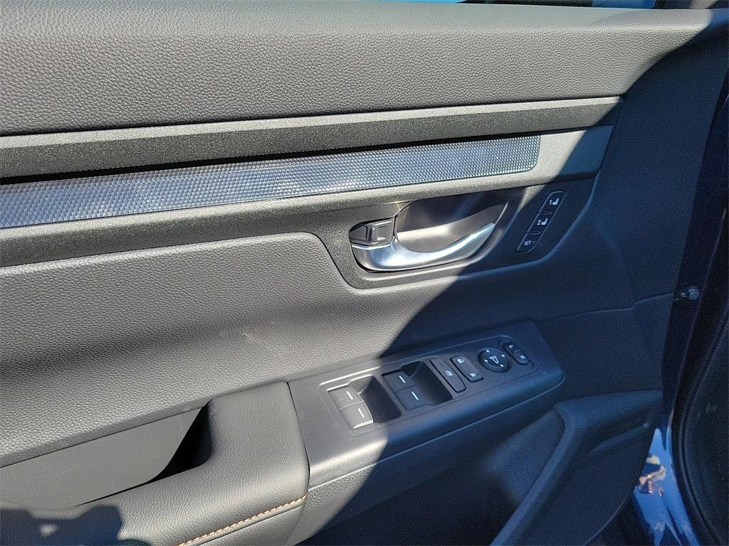 new 2026 Honda CR-V Hybrid car, priced at $40,175