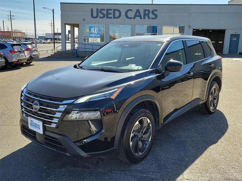 used 2025 Nissan Rogue car, priced at $22,880