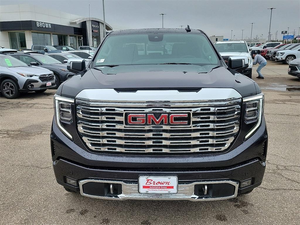 new 2026 GMC Sierra 1500 car, priced at $69,203