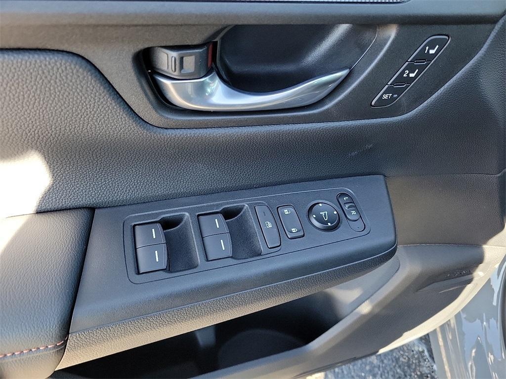 new 2026 Honda CR-V Hybrid car, priced at $39,411