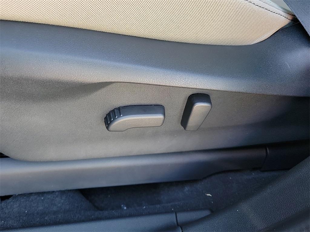 new 2025 Subaru Ascent car, priced at $38,999