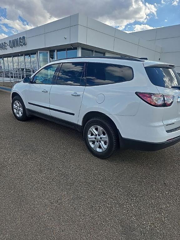 used 2017 Chevrolet Traverse car, priced at $11,990