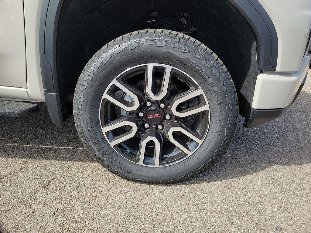 new 2026 GMC Sierra 1500 car, priced at $68,073