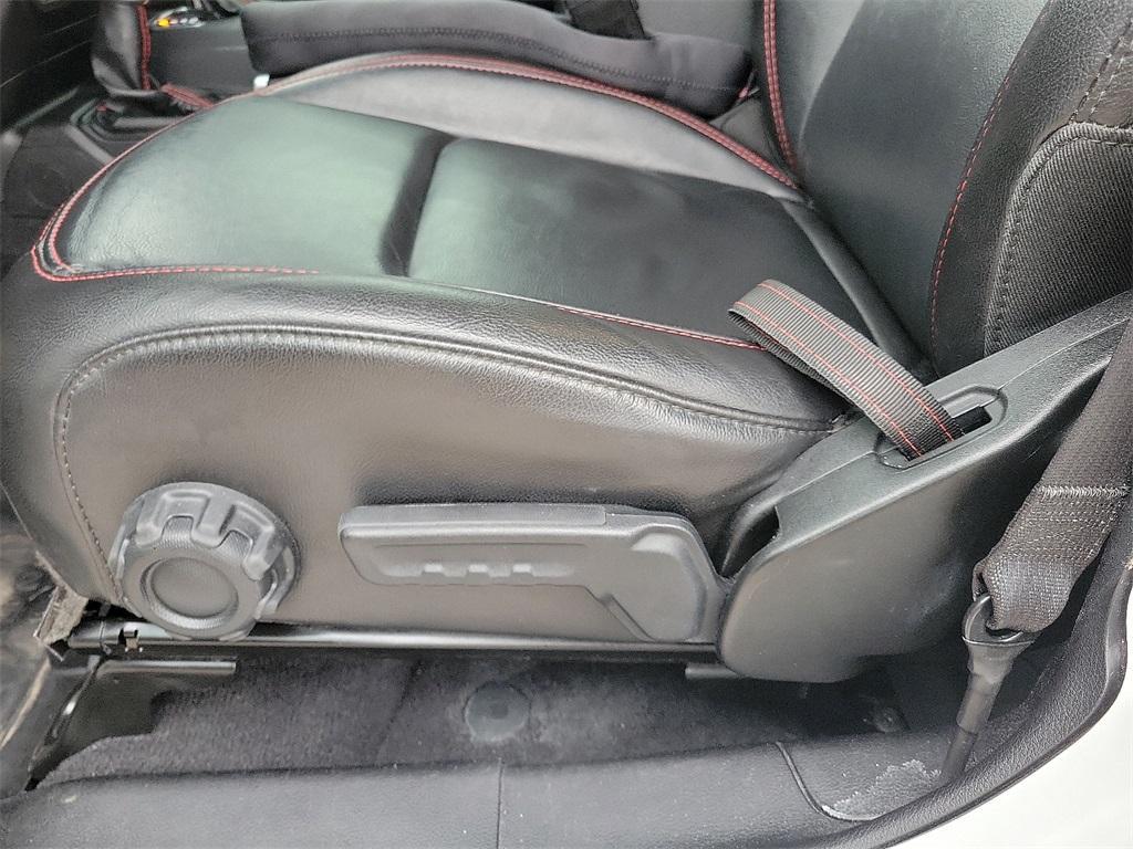 used 2021 Jeep Gladiator car, priced at $38,387