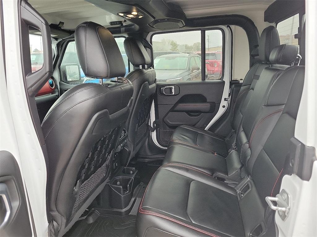 used 2021 Jeep Gladiator car, priced at $38,387