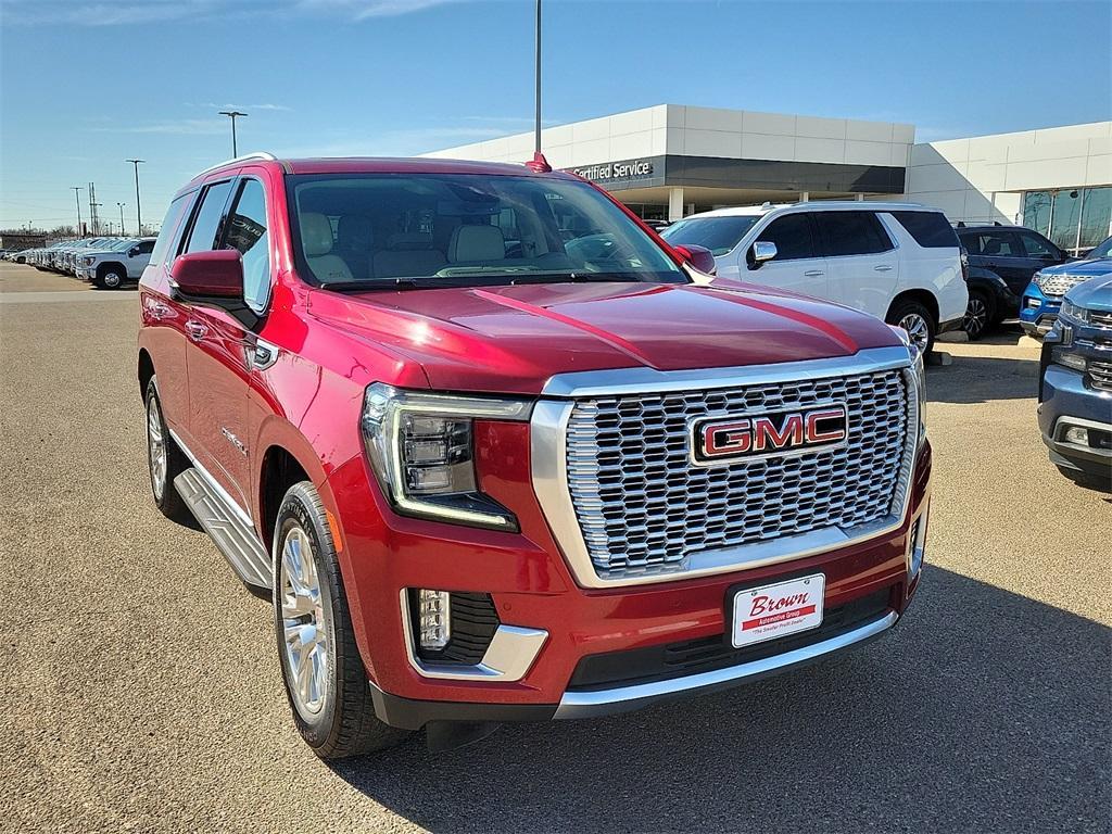 used 2024 GMC Yukon car, priced at $60,859