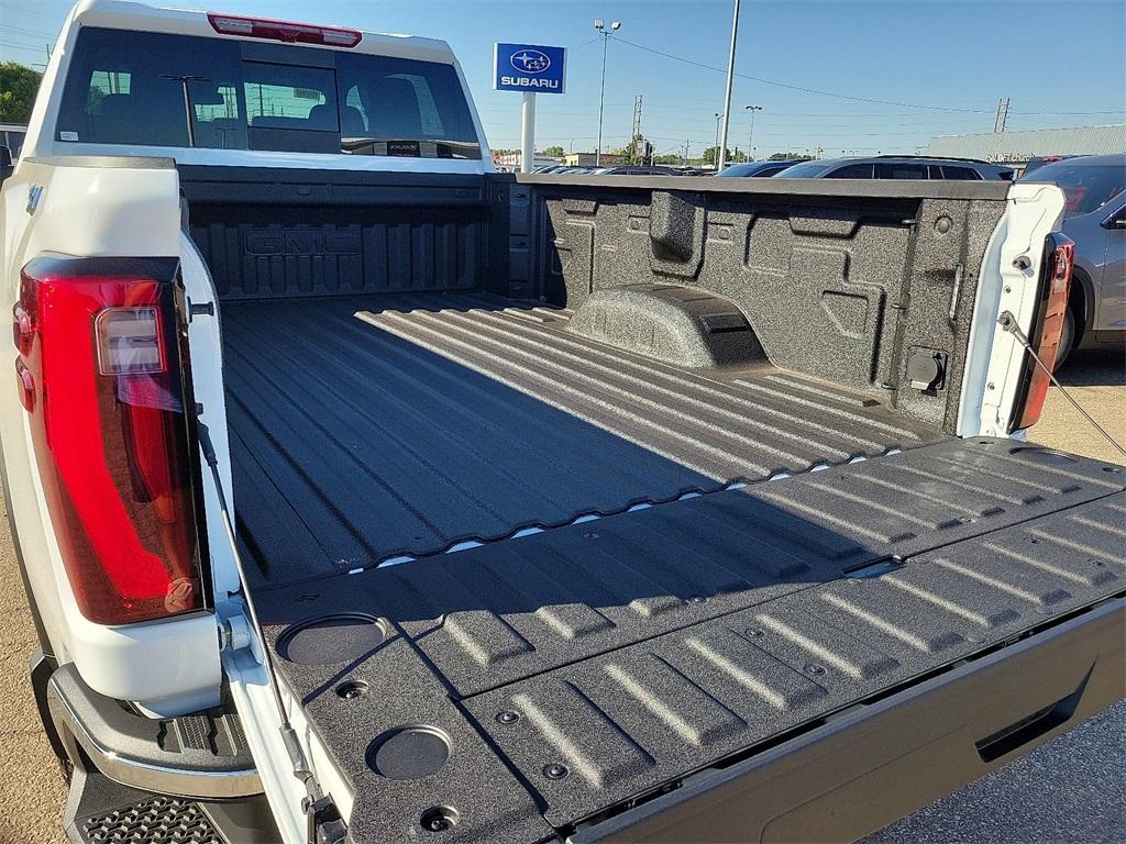 new 2025 GMC Sierra 2500 car, priced at $75,500