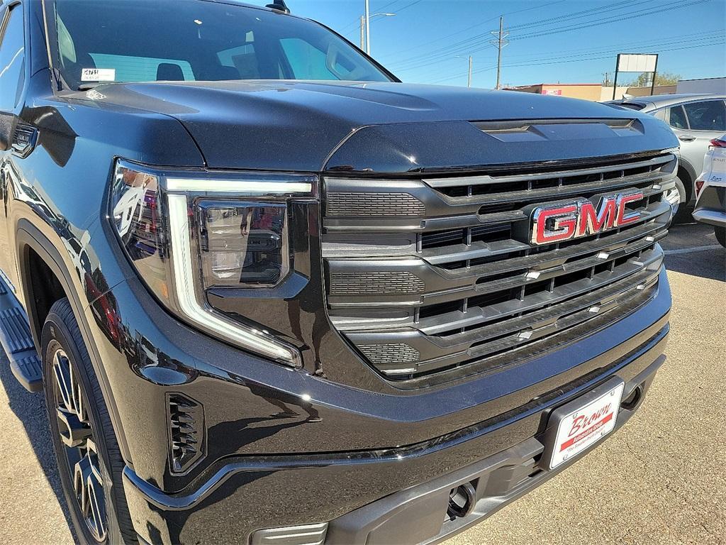 new 2026 GMC Sierra 1500 car, priced at $51,200