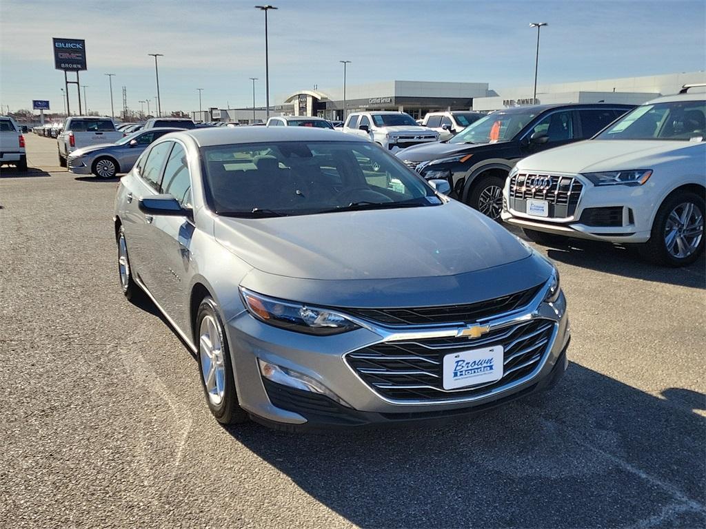 used 2024 Chevrolet Malibu car, priced at $19,620