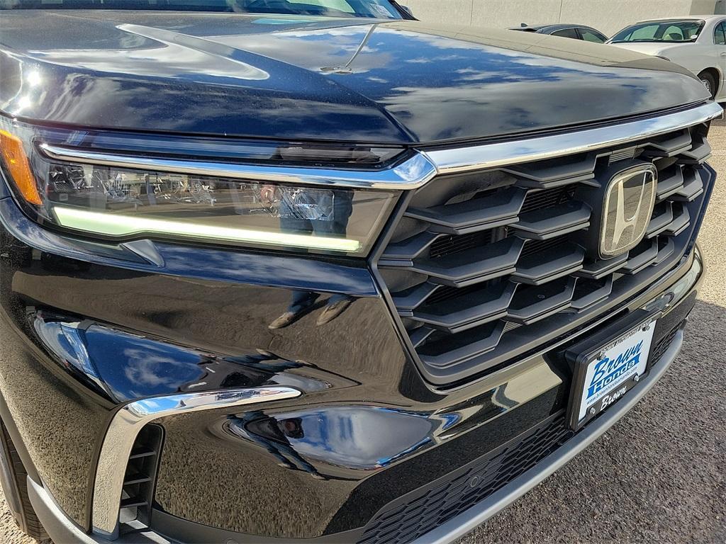 used 2025 Honda Pilot car, priced at $40,979